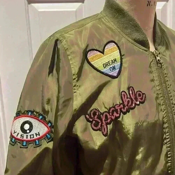 Love Tree Satin Bomber Jacket w/Fun Appliqués. Size S - Picture 2 of 9